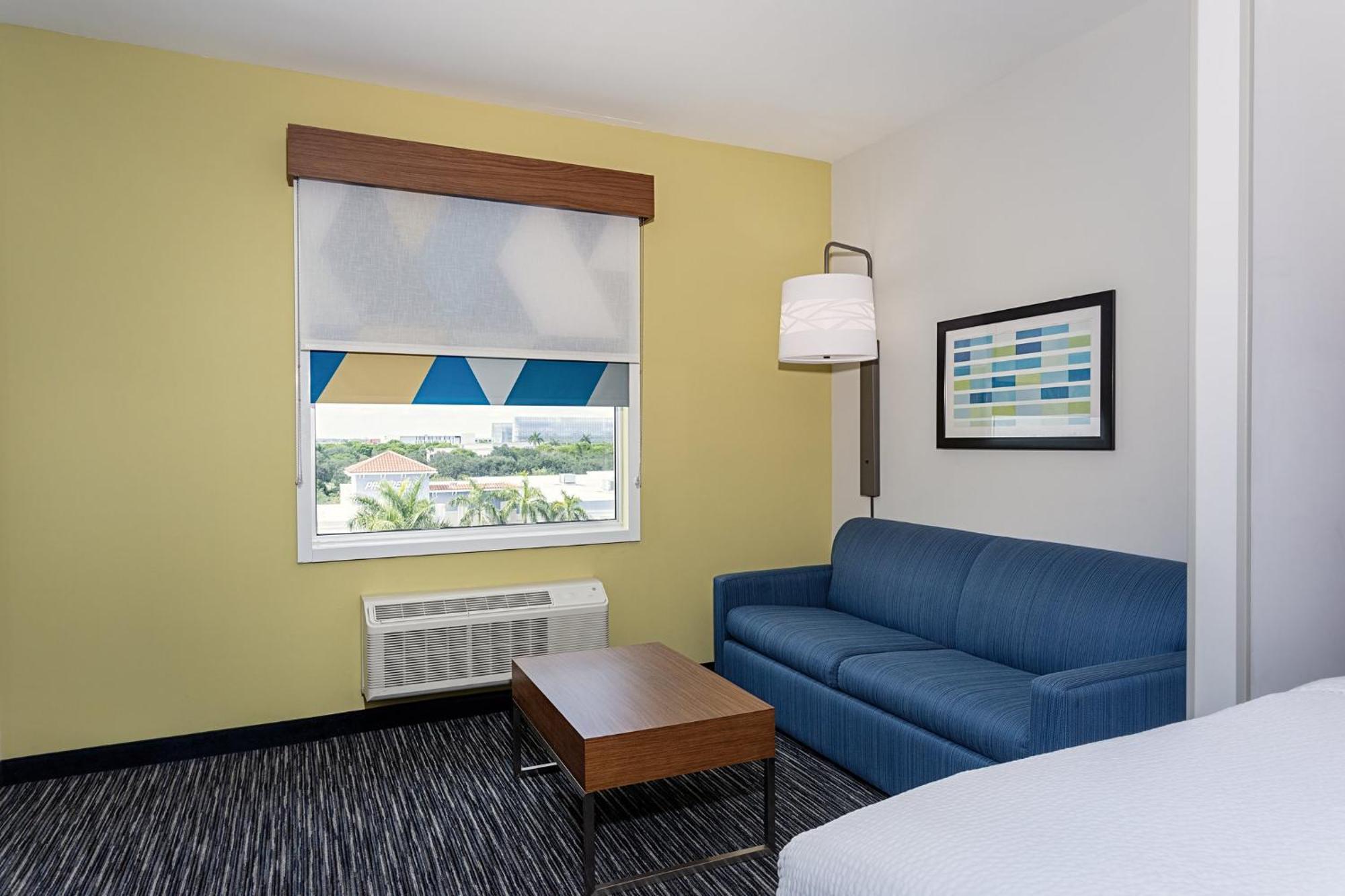 Holiday Inn Express & Suites - Miramar By Ihg Esterno foto