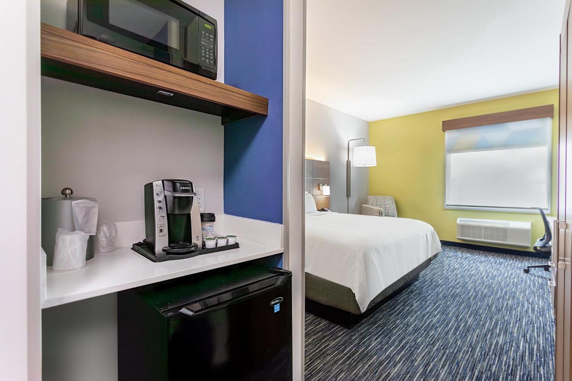 Holiday Inn Express & Suites - Miramar By Ihg Esterno foto