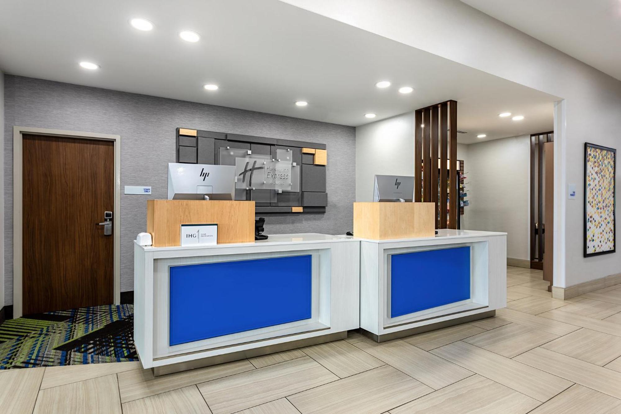 Holiday Inn Express & Suites - Miramar By Ihg Esterno foto